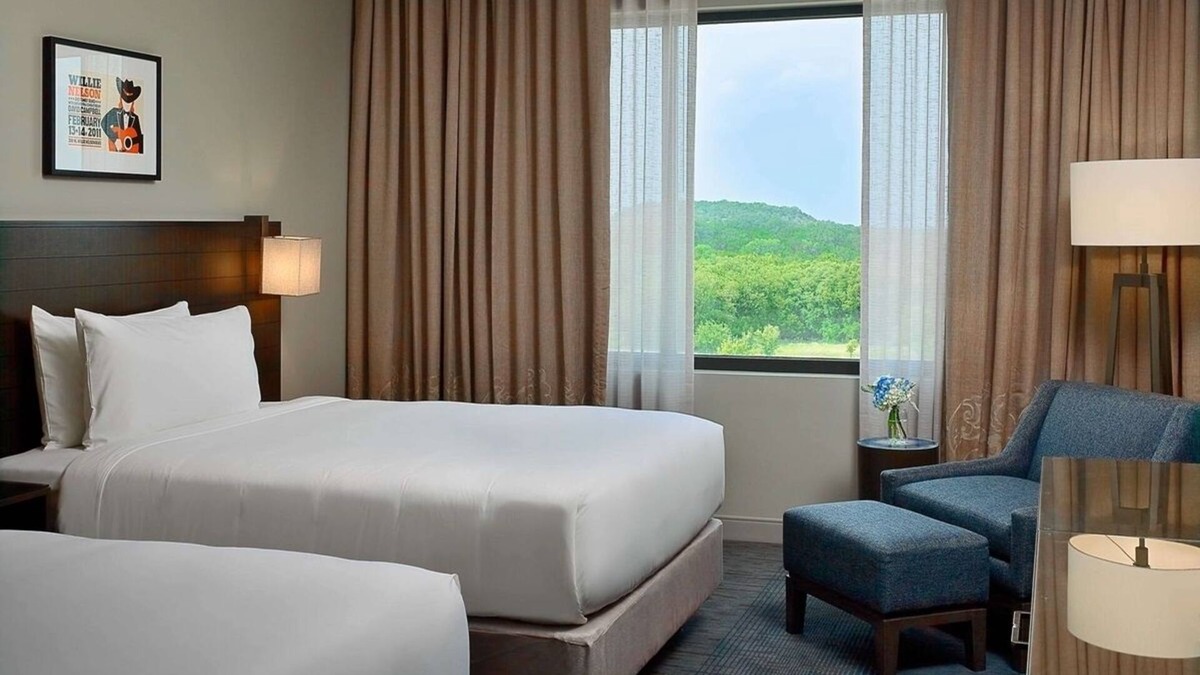 Hill Country Galleria Hotel | Modern Room w/Rooftop Dining, Pet-Friendly Policy, & Outdoor Pool