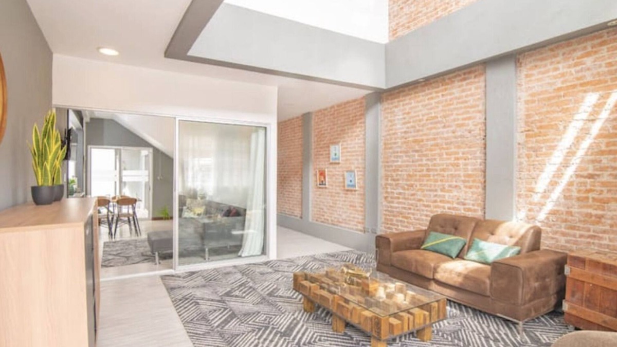Mata Redonda Apartment | Modern Sabana Duplex 1BDR