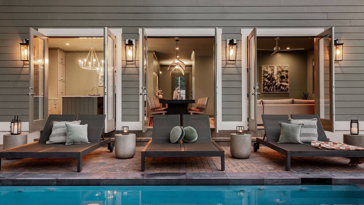 Thunderbolt House | Modern Savannah Homes | Heated Pool