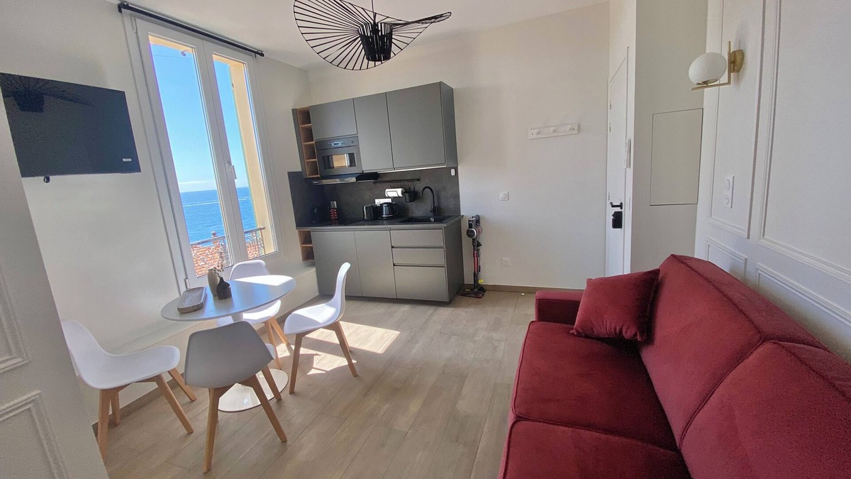 Cap d'Ail Apartment | 🏁 Modern Sea-View Flat – A/C, High-Speed Wi-Fi – 15 min walk from Monaco GP F1