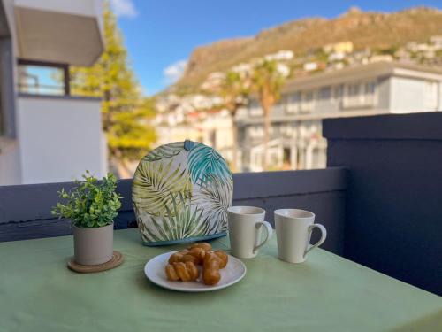 Fish Hoek Apartment | Modern Seaside Apartment