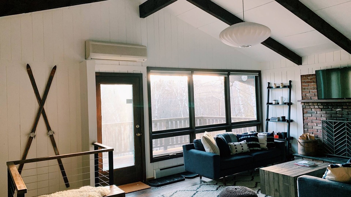 Winhall House | Modern Ski Chalet 10 mins from Stratton & Bromley