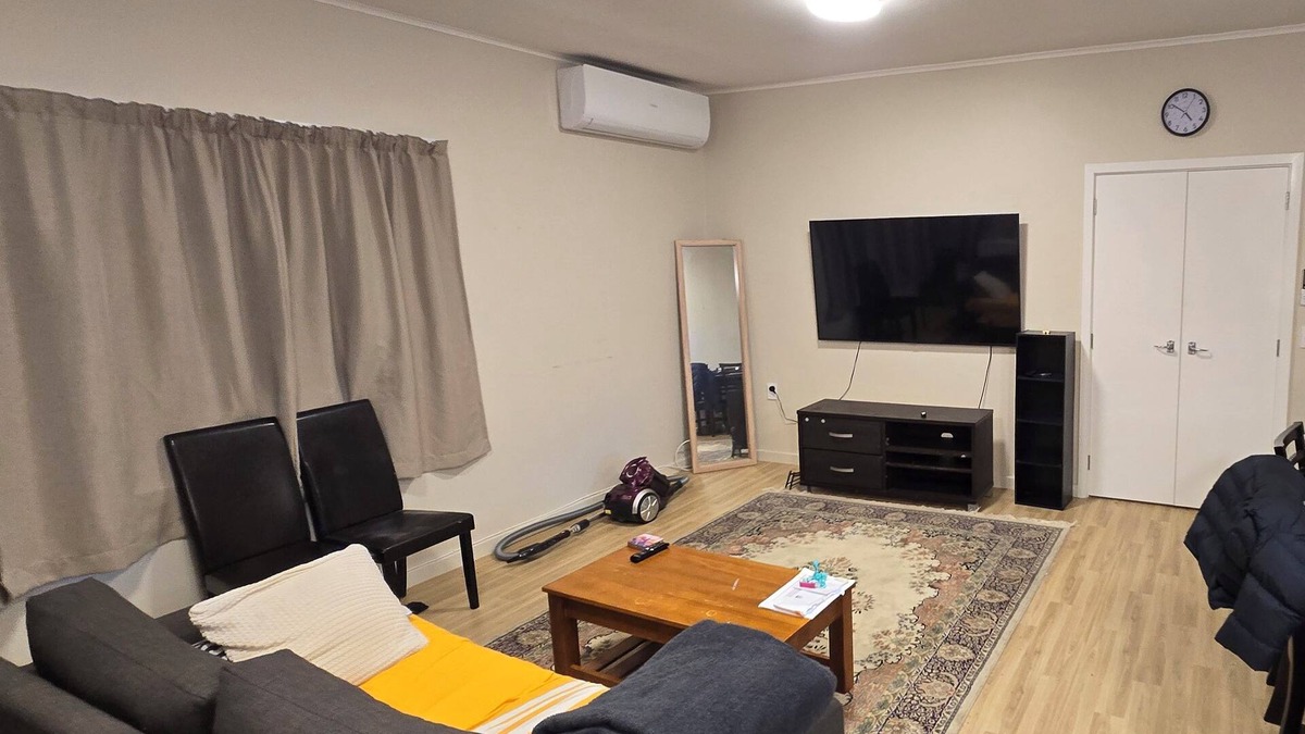 Lower Hutt House | Modern Space, Affordable Rate