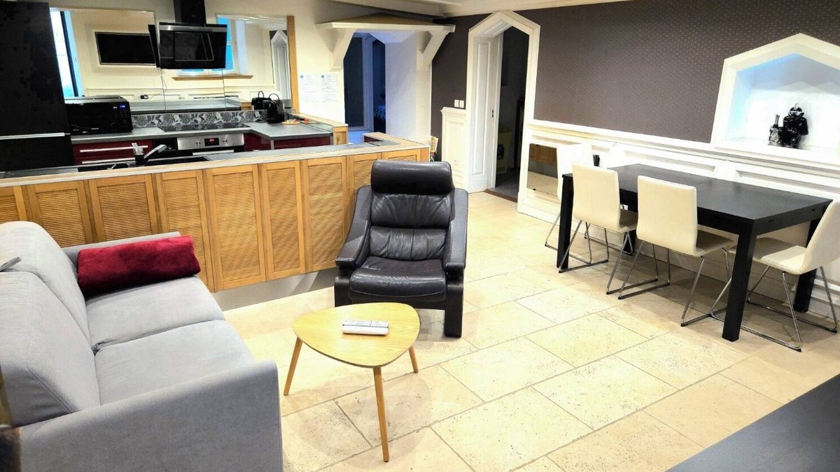 Saint-Nicolas Apartment | Modern & Spacious Apartment Hypercentre CAEN