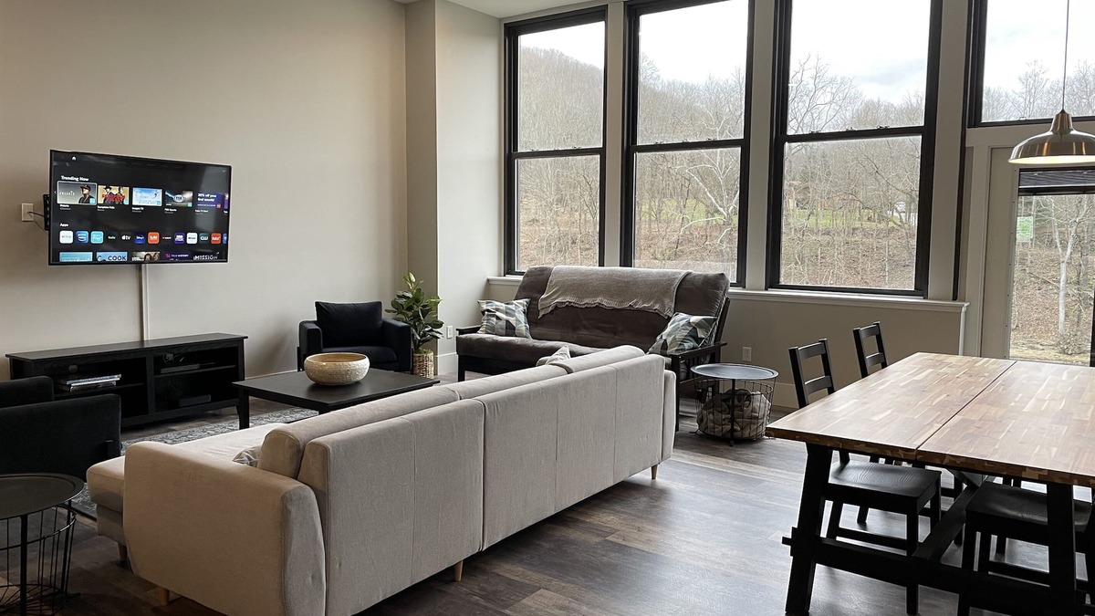 Confluence Apartment | Modern, spacious Loft with River View just off GAP trail