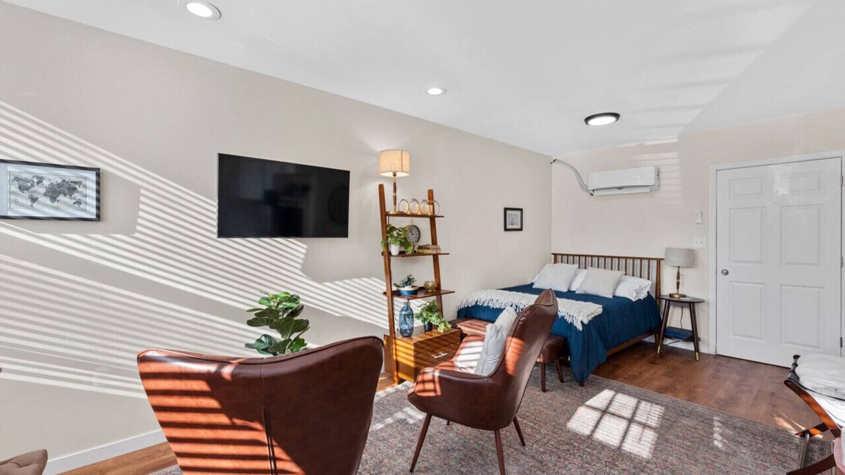 Fifth Ward House | Modern Standalone Studio Unit in Walker's Point MKE