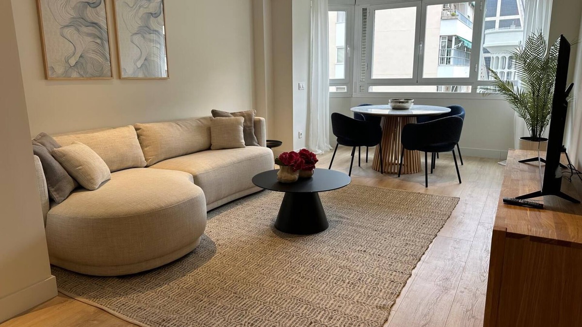 Nueva Espana Apartment | Modern Stay in Plaza Castilla