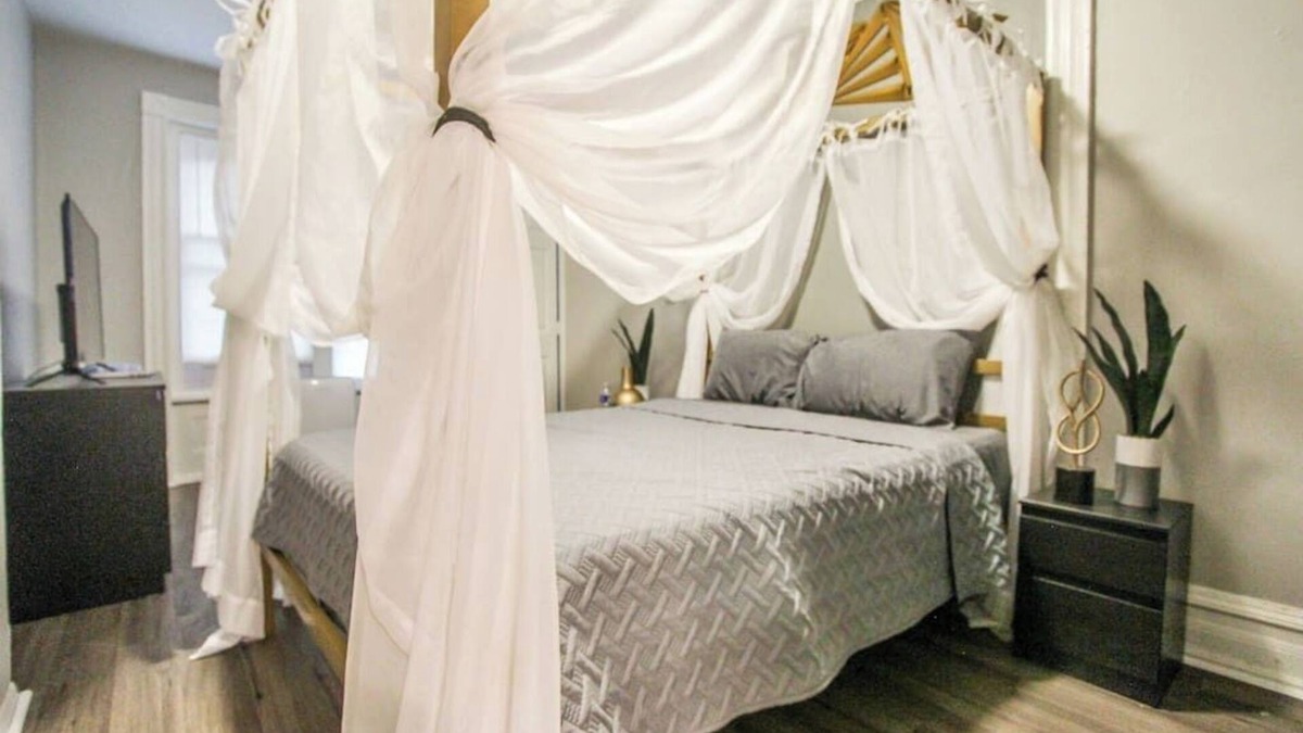 Reading House | ☆Modern Studio - Downtown Reading! ☆