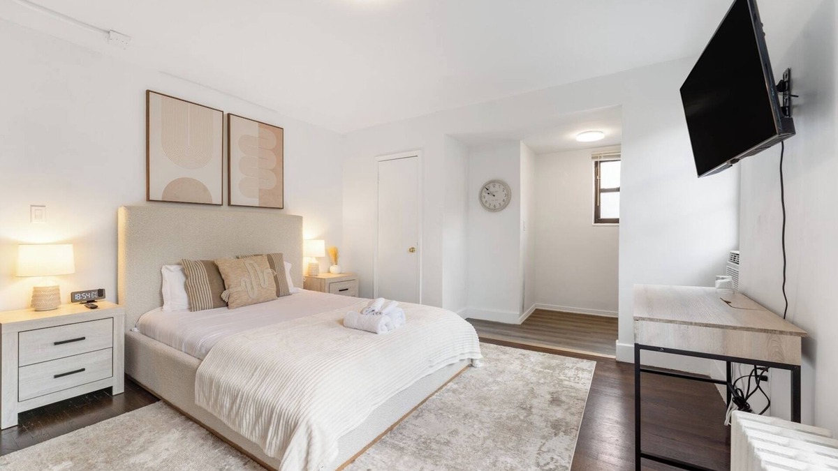 Bay Ridge Apartment | Modern Studio in Bay Ridge | 2 BEDS | Near Manhattan