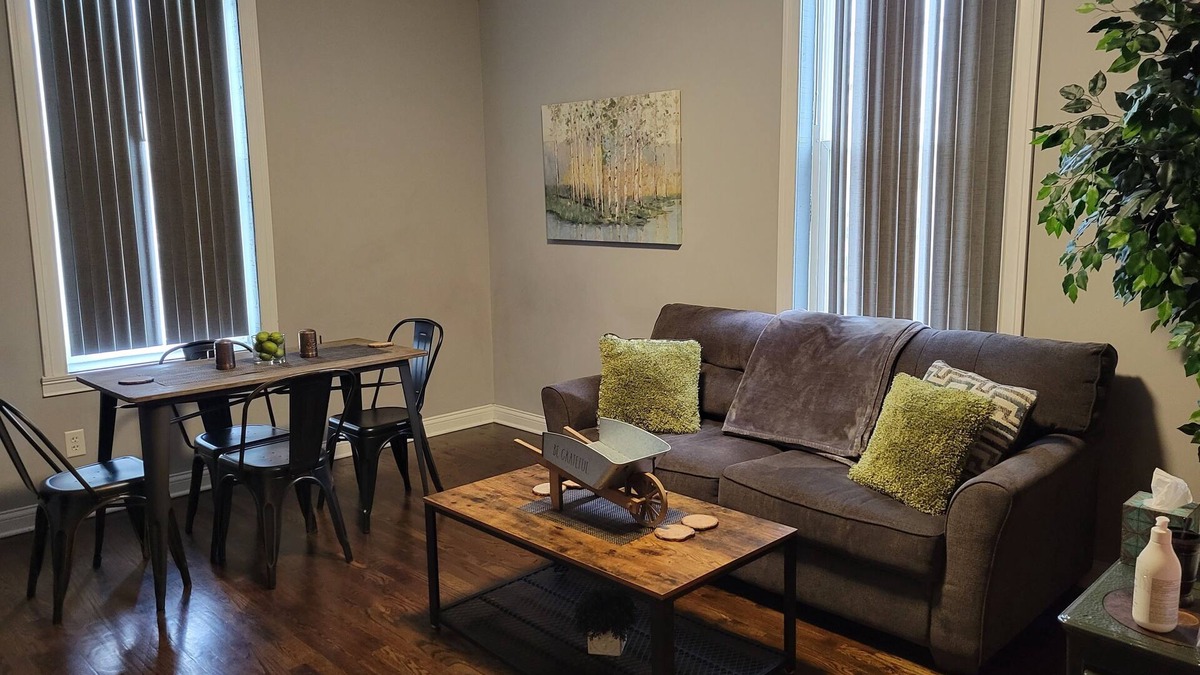 Corryville Apartment | Modern Style and Comfort near UC