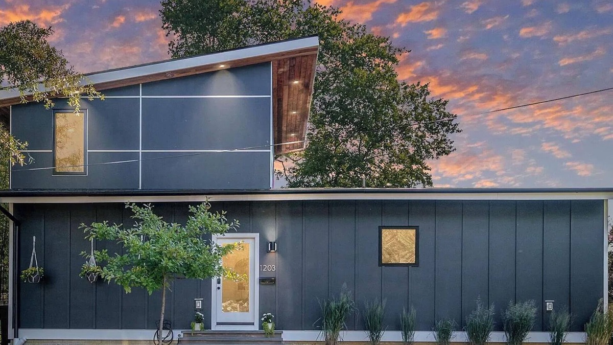 Annapolis House | Modern Styled Home in Historic Annapolis Eastport Neighborhood