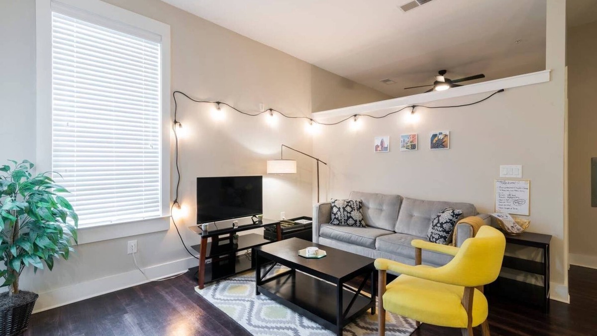 Myers Park Apartment | Modern & Stylish 1BR ◈ Great Location ◈ Walkable