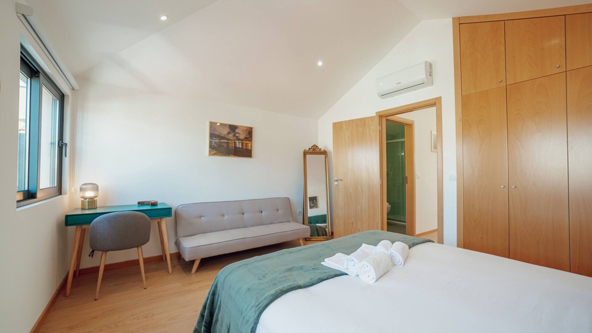 Campanha Apartment | MODERN & STYLISH APARTMENT III by VACATIONY