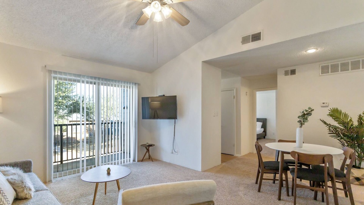 Midland Apartment | Modern Suite in the Heart of Midland!