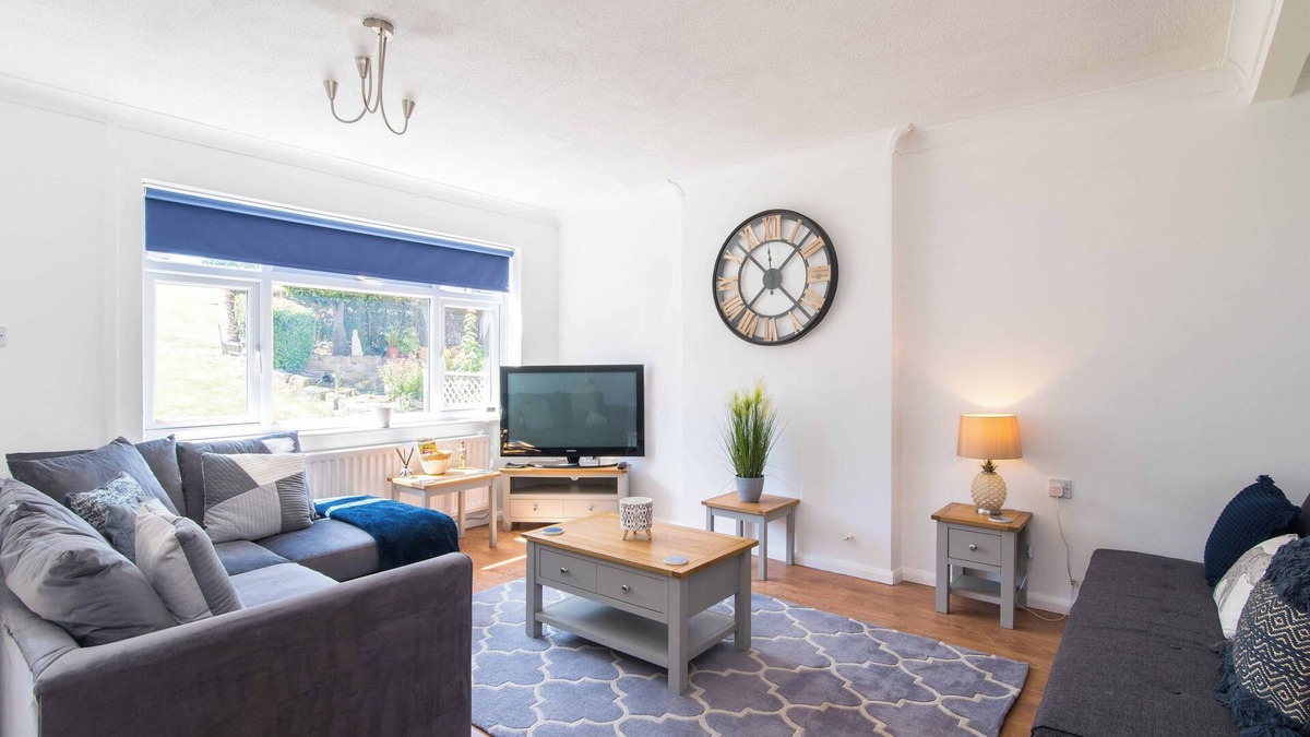 Castle Donington House | Modern three bedroom home in Castle Donington