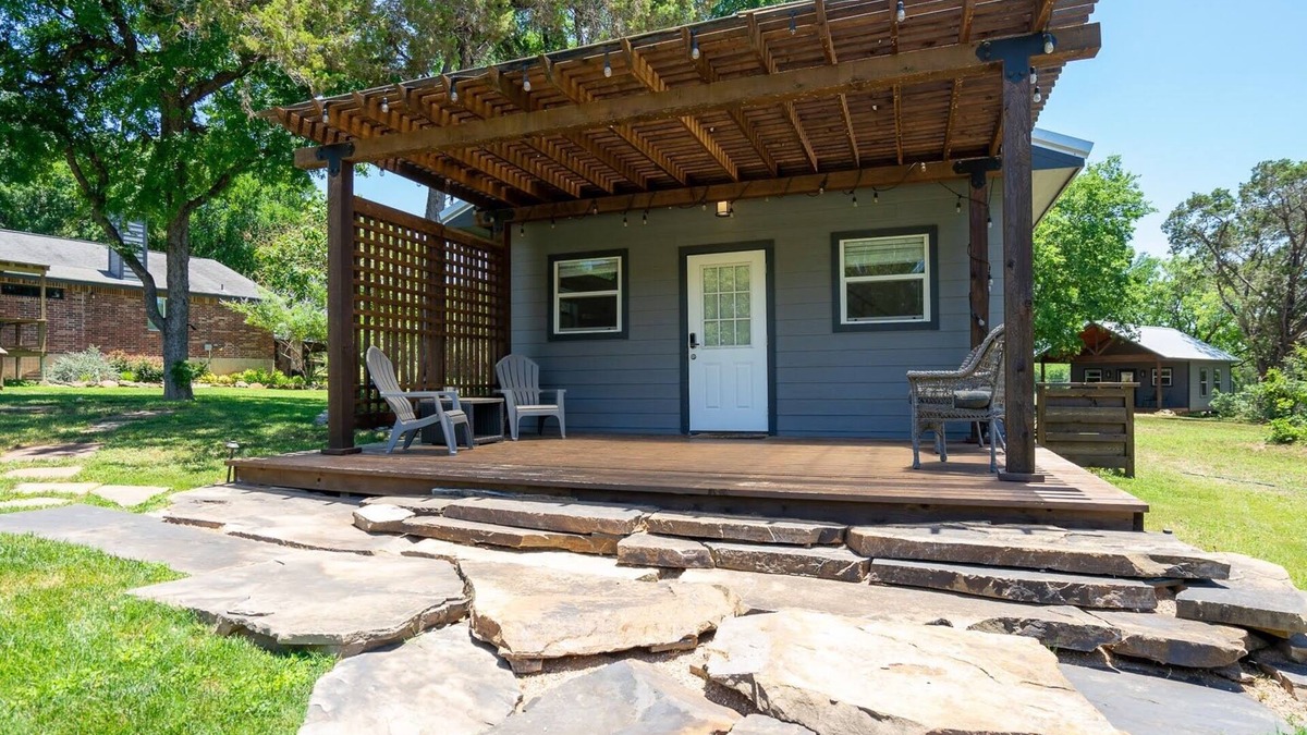 Canyon Lake House | Modern Tiny Home Near River, Lake & Pickleball Courts