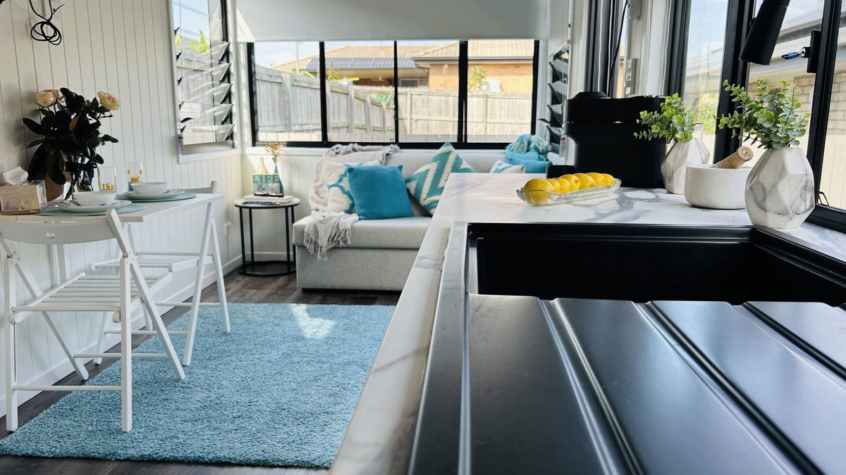 Drewvale House | Modern Tiny House Fully Equipped