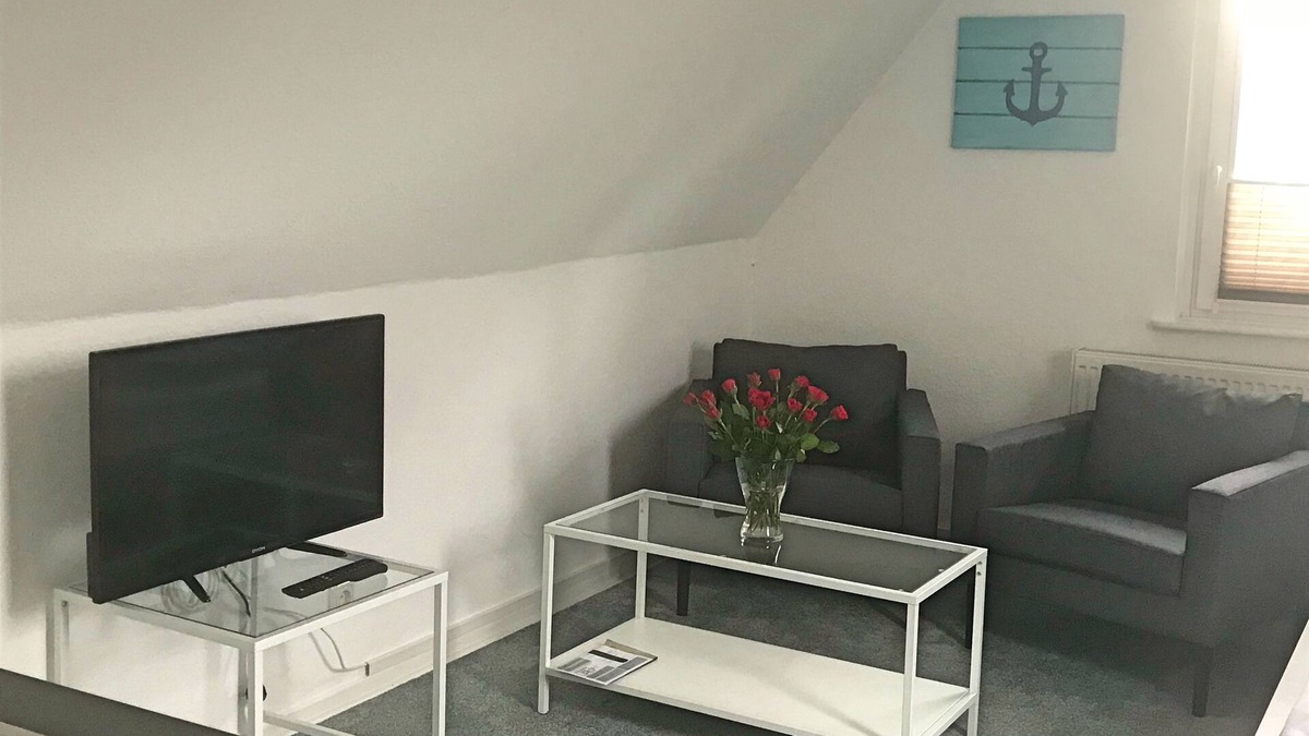 Rellingen Apartment | Modern top floor apartment, Hamburg North-West, FREE Wifi