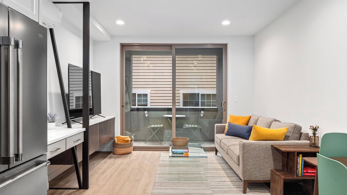 Old Ballard House | Modern Townhome in Walkable Ballard - 2 bedroom, 2 bathroom with AC