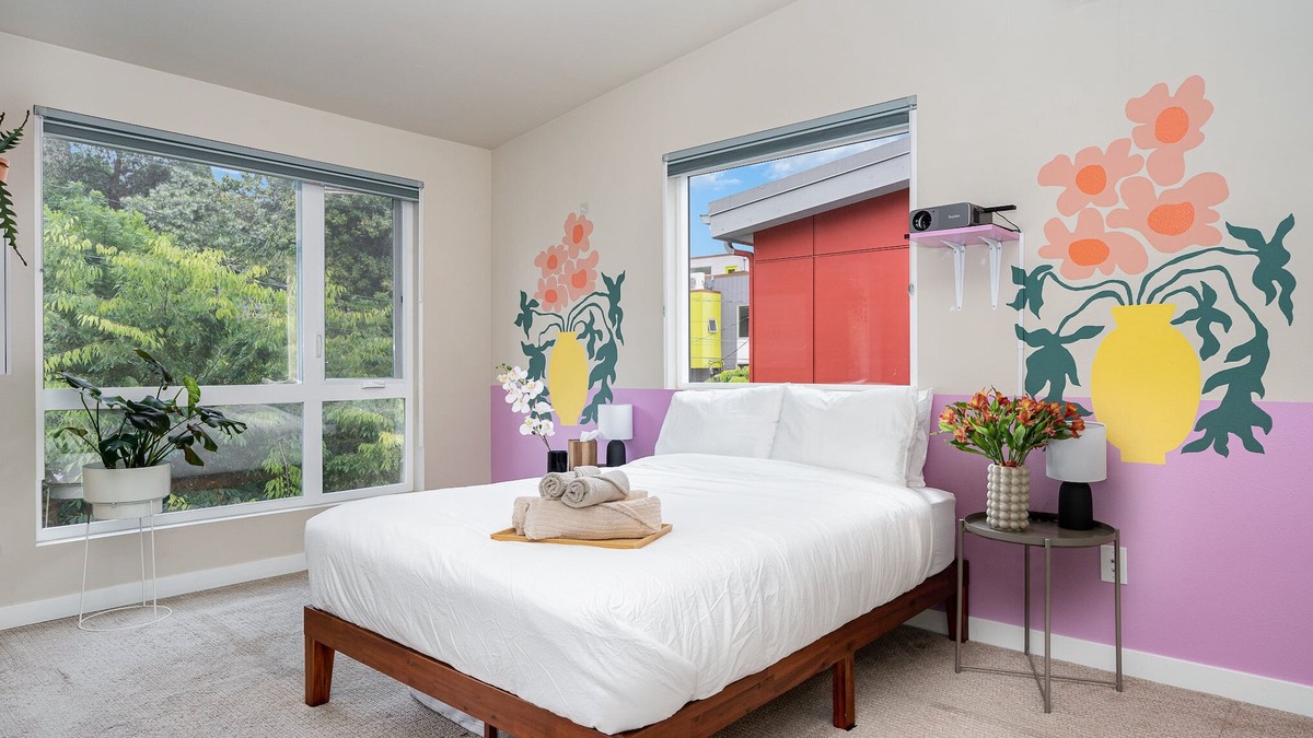 Mount Baker House | Modern townhome near grocery, public transit, parks, with AC