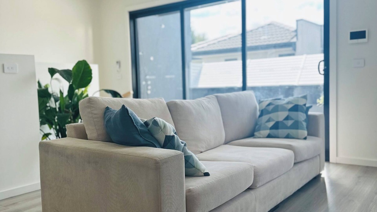Reservoir House | Modern Townhouse, Perfect for couples