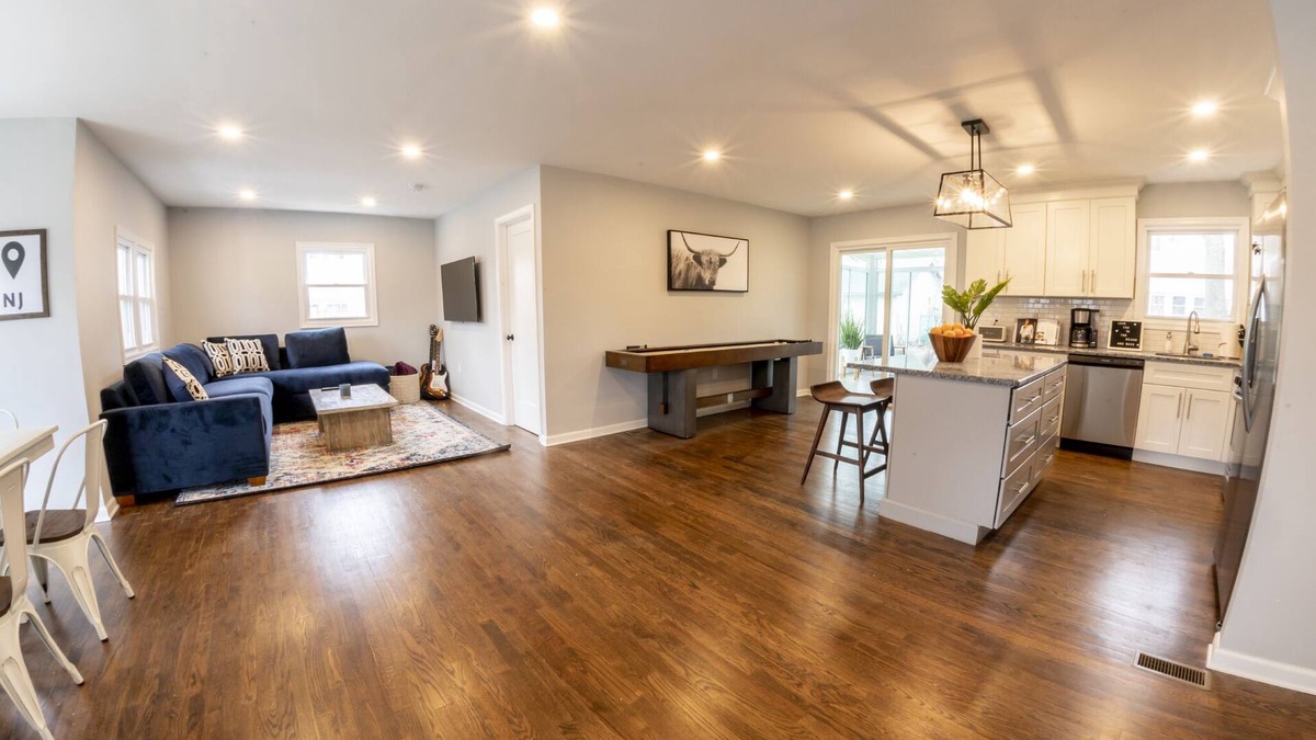 Wanamassa House | Modern & Turnkey 4BR - Resort Backyard & Perfect Location! Monthly Rental