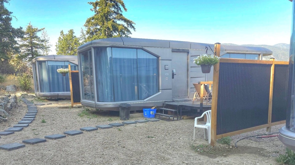 Okanagan-Similkameen Villa | Modern unit 777 on a vineyard breathtaking view over Skaha lake, Penticton