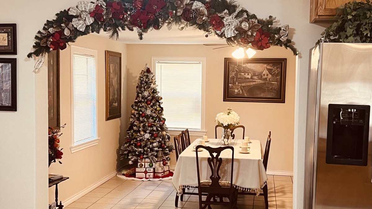 Lufkin House | Modern Updated Family HOME