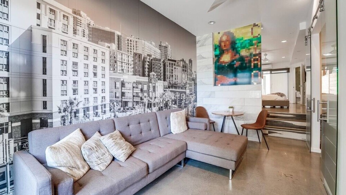 Little Italy Condo | Modern Urban Row Home * Dog OK * AC