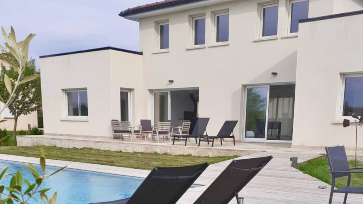 Giffaumont-Champaubert Villa | Modern villa for 10 people with swimming pool - Lac Du Der Giffaumont Champaubert