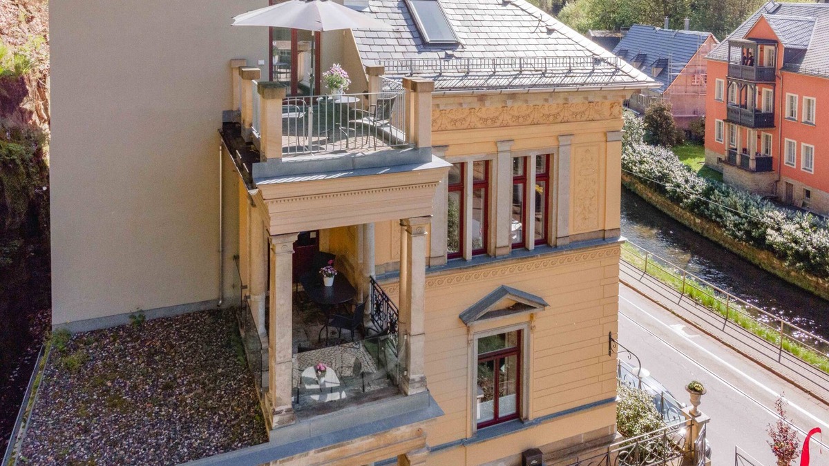 Bad Schandau Apartment | Modern vacation apartment 6 in Villa Emma for 4 people