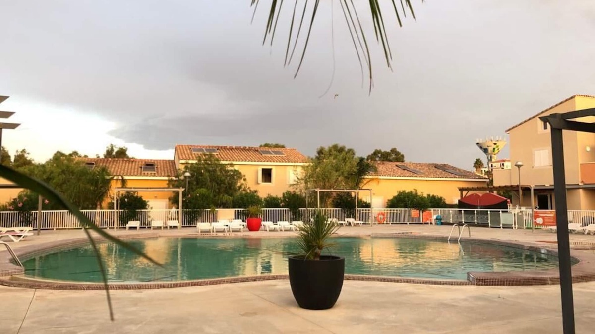 Latour-Bas-Elne House | Modern vacation home T2 with access to pool