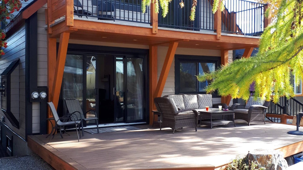 East Kootenay House | Modern Vacation Home - Downtown Kimberley