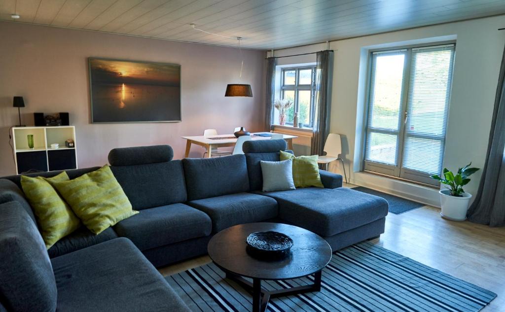 Hejls Apartment | Modern vacation Home - Close to sea and nature.