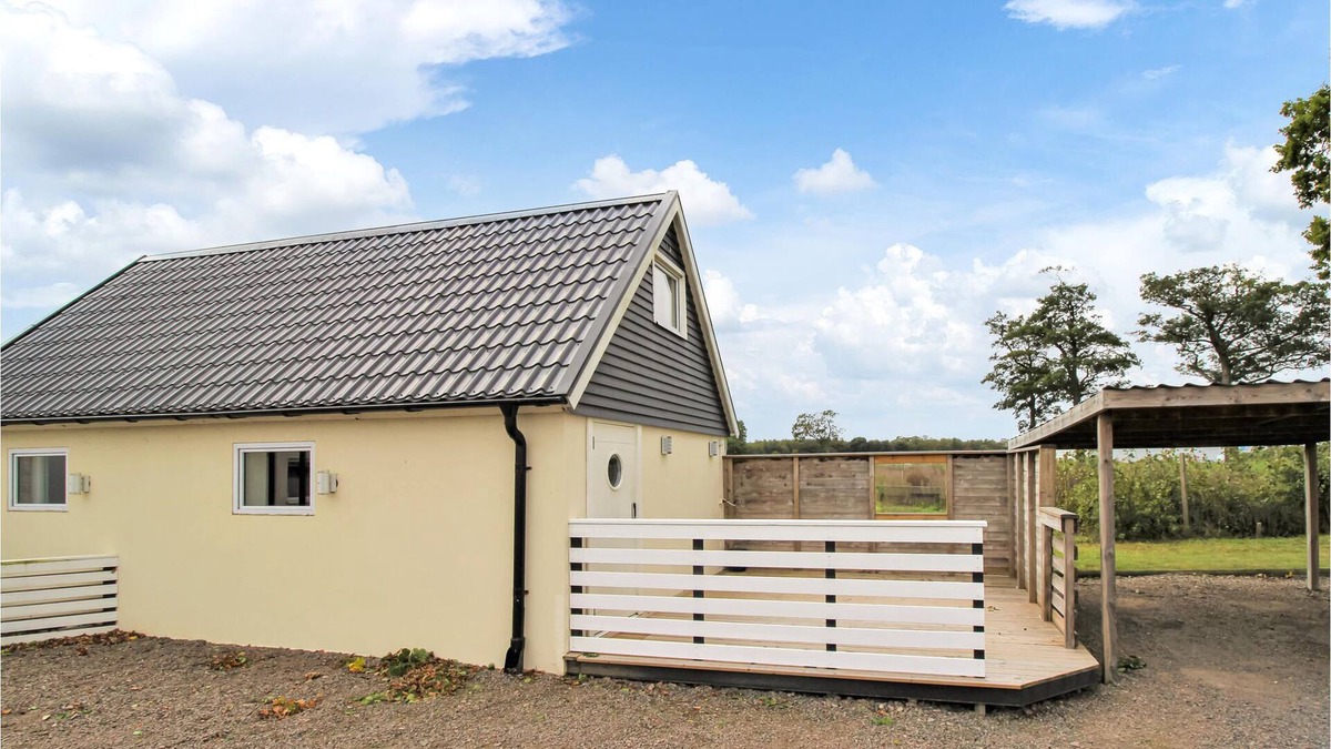 Helsingborg Municipality House | Modern vacation home on the outskirts of Helsingborg.