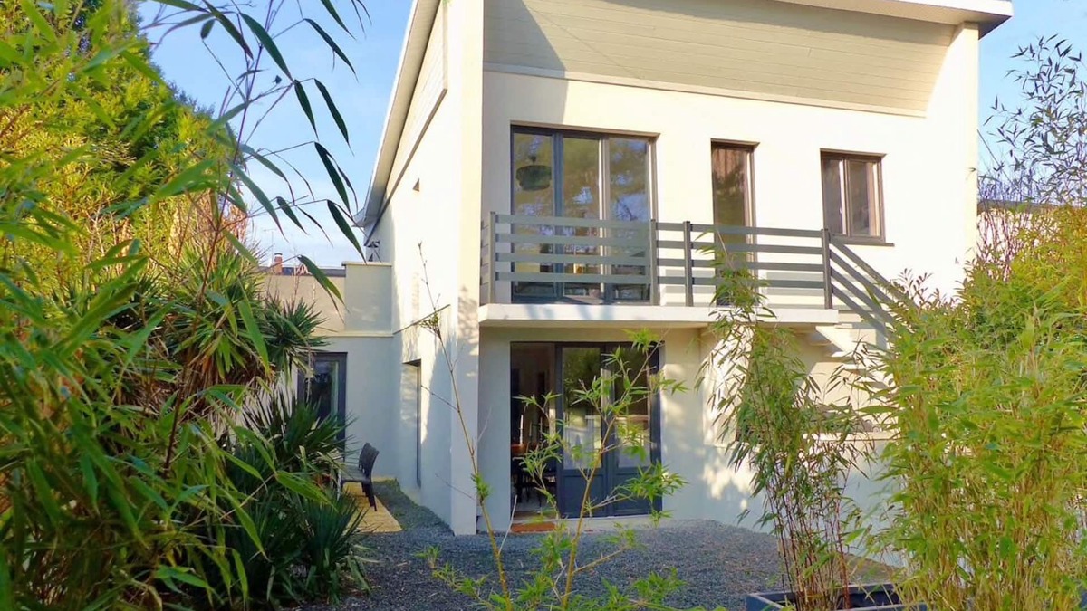 Benerville-sur-Mer Villa | Modern Villa with 4 bedrooms and 3 bathrooms close to the beach