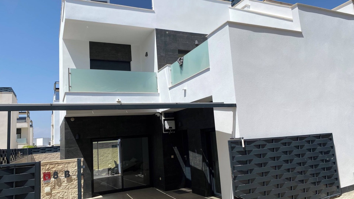 Benijofar Villa | Modern villa in a quiet location