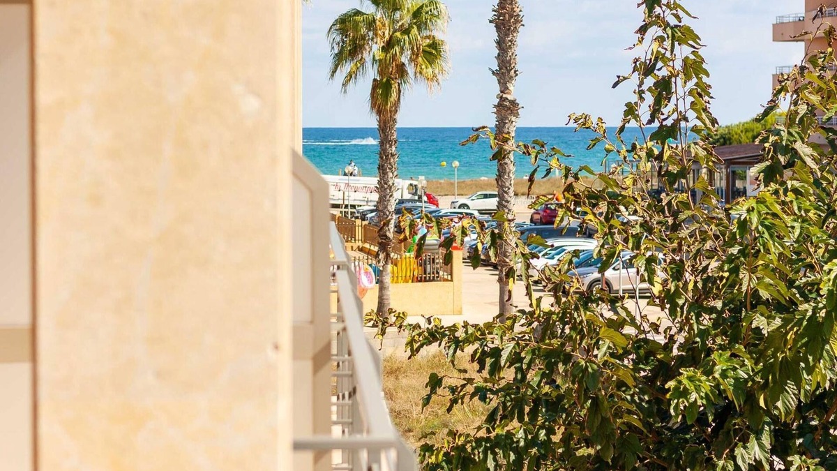 Can Picafort Villa | Modern villa located a few meters from the sea, in Can Picafort.