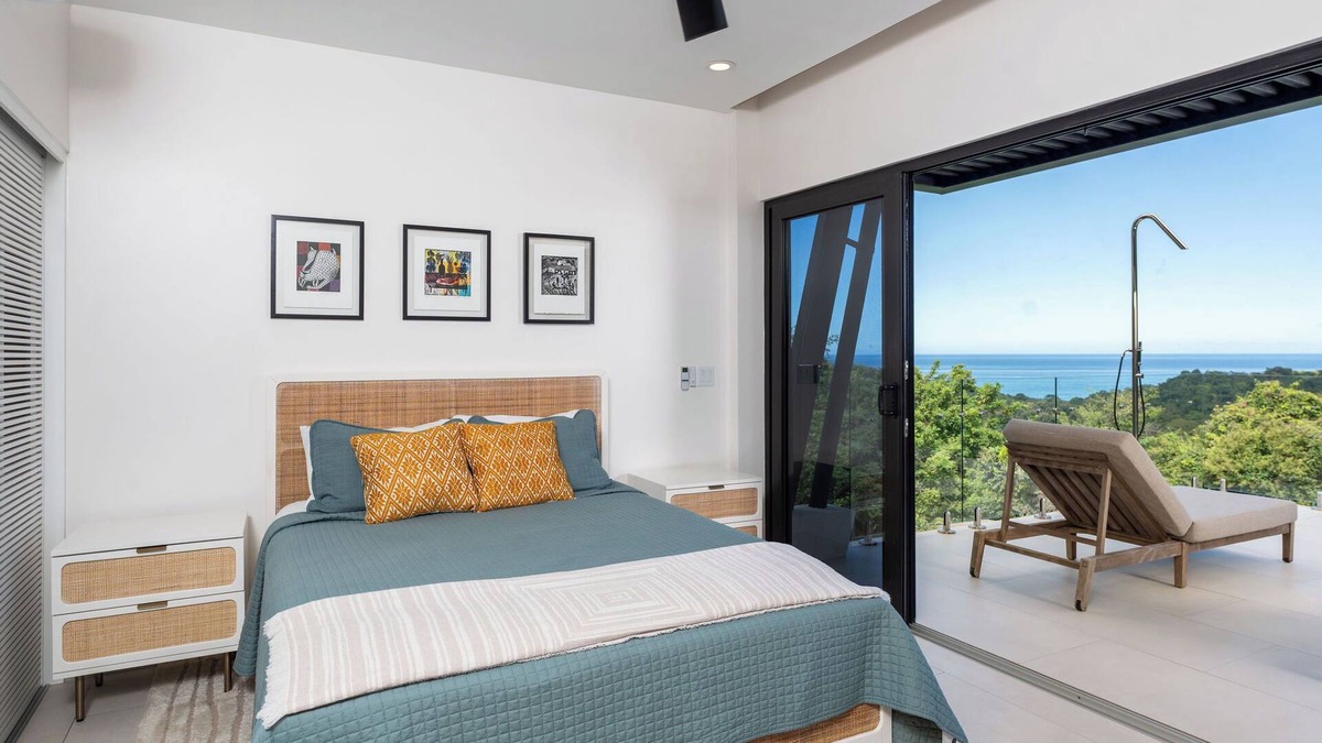 Rio Seco Villa | Modern Villa with Stunning Views of Las Catalinas perfect for families