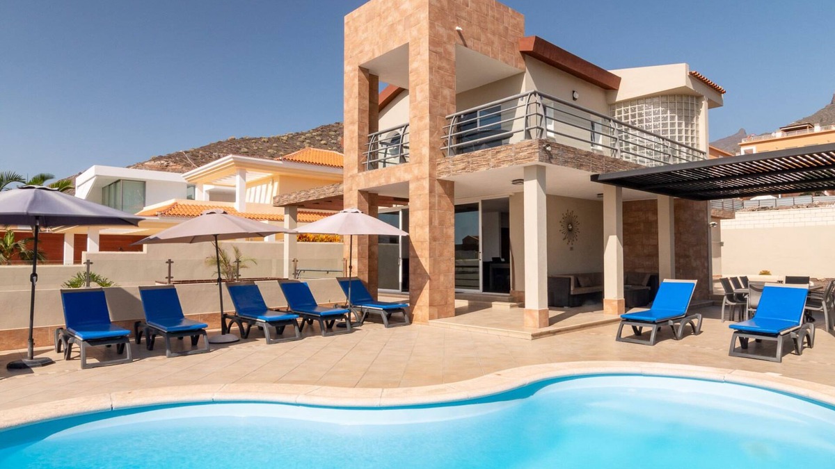 Costa Adeje Villa | Modern Villa with Heated Pool, Sea Views, for 8 Guests, Costa Adeje, Tenerife ☀️
