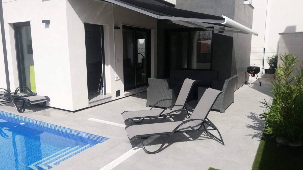 Orihuela Costa Villa | Modern villa with private pool