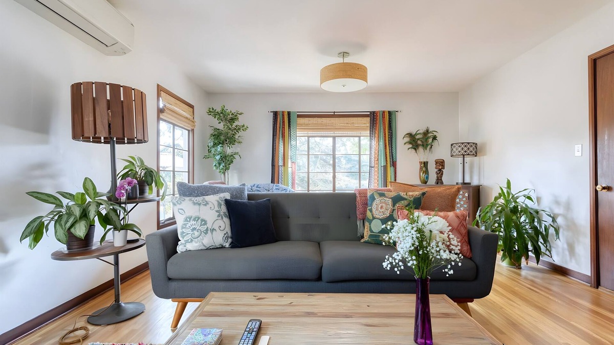 Fullerton House | Modern Vintage near Disneyland - Perfect for every trip!