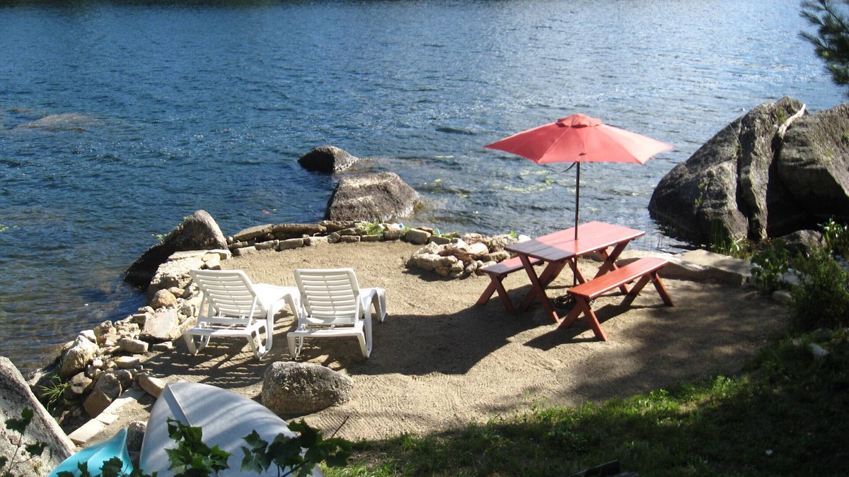 Lucerne-in-Maine House | Modern Water's Edge Home - Dedham, ME Lucerne-in-Maine, Dog Friendly