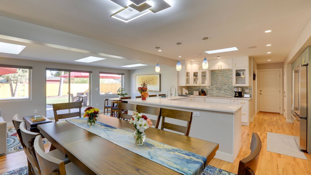 Barths House | Modern Wheat Ridge Home w/Private Hot Tub & Sauna