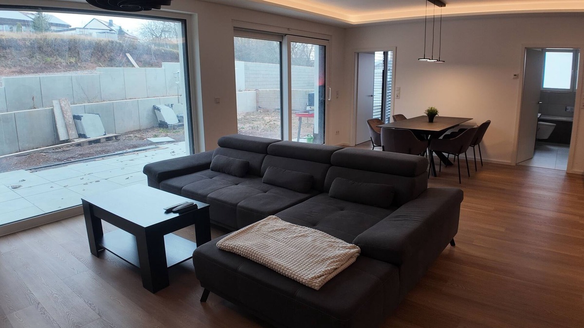 Contwig Apartment | Modern work and relaxation paradise