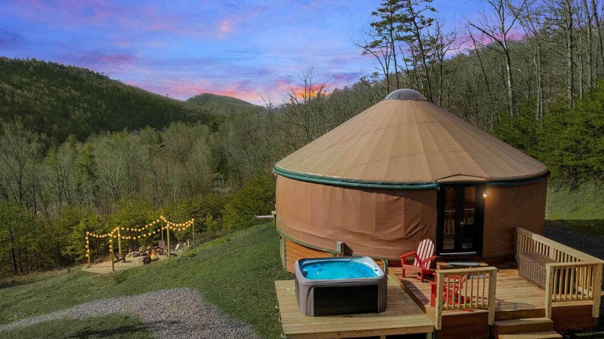 Wardensville House | Modern Yurt w River Access, Hot Tub, WiFi & Grill