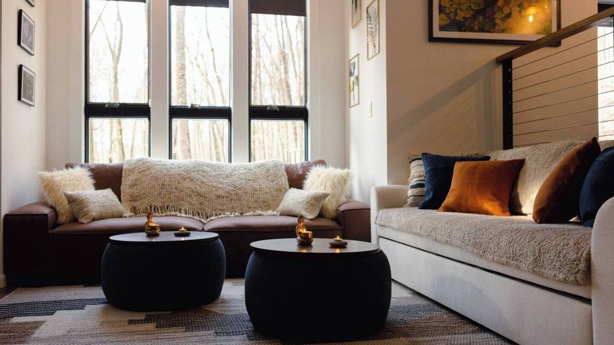 Gardiner Ski Chalet | Modern Zen Chalet at the Foot of Gunks w Mt. View and barrel outside sauna