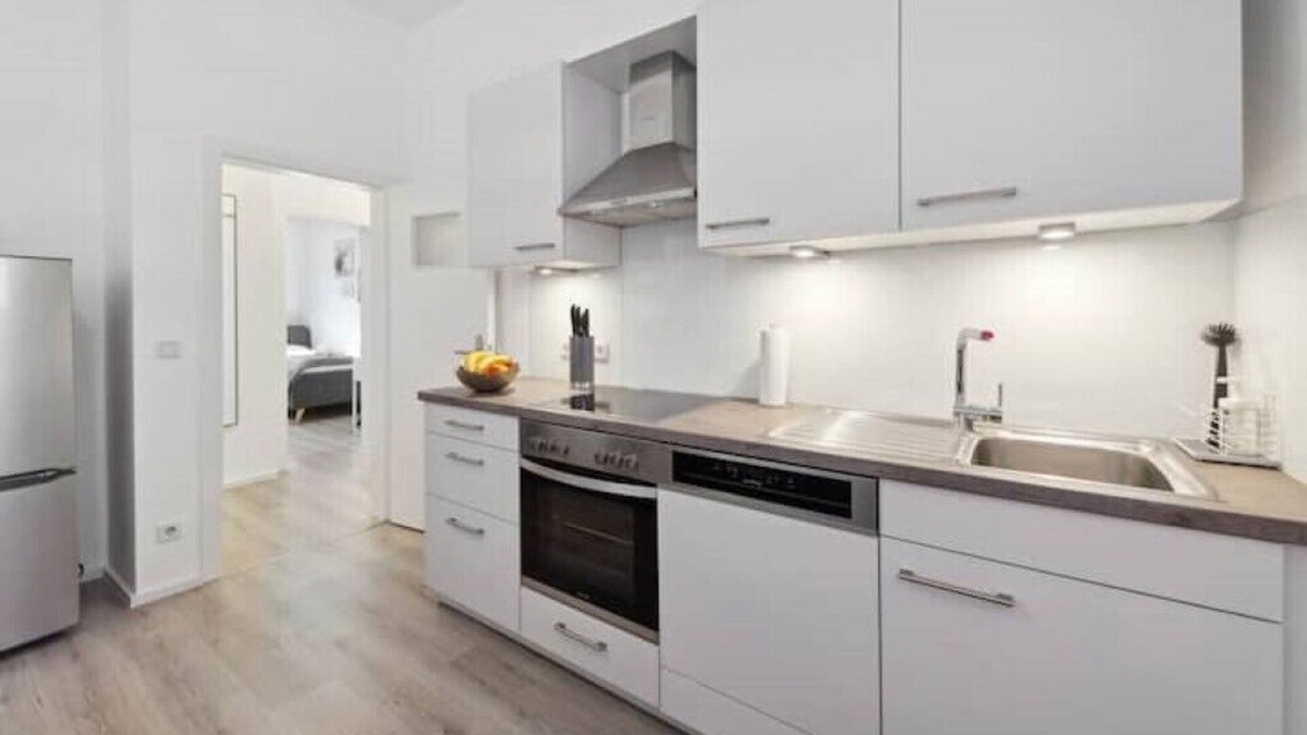 Suedviertel Apartment | Modern & Zentral I 5 Pers. I PS4 I Netflix I Wlan
