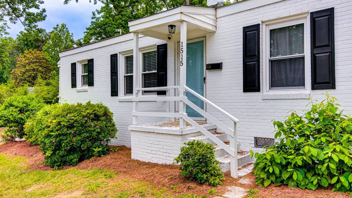 Greensboro Apartment | Modern☆Cheerful 2 Bedroom☆Minutes to Downtown