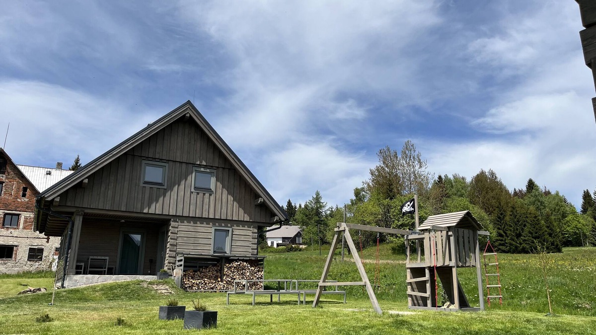 Hrebecna Cottage | Moderne Blockhütte im Erzgebirge - Roubenky Hrebecna 212